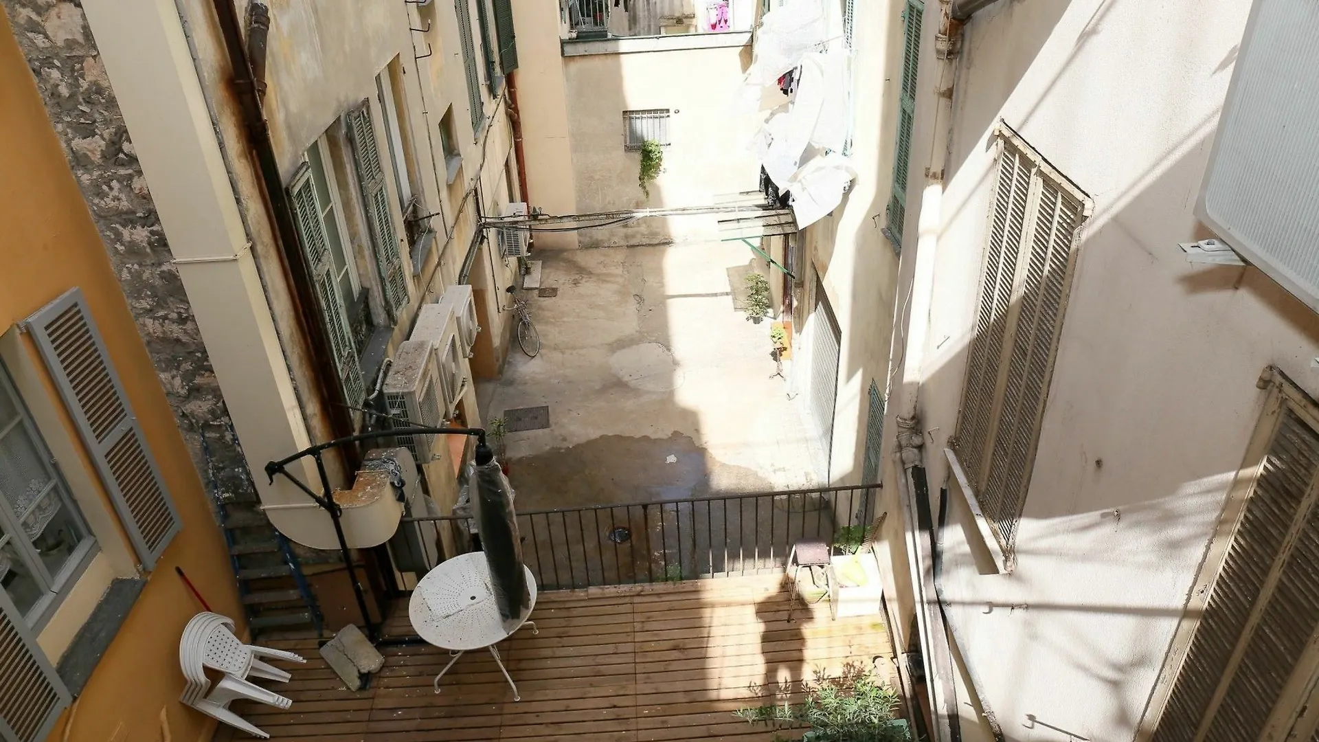 Appartement 4 Personnes Quartier Du Port Nizza Apartman